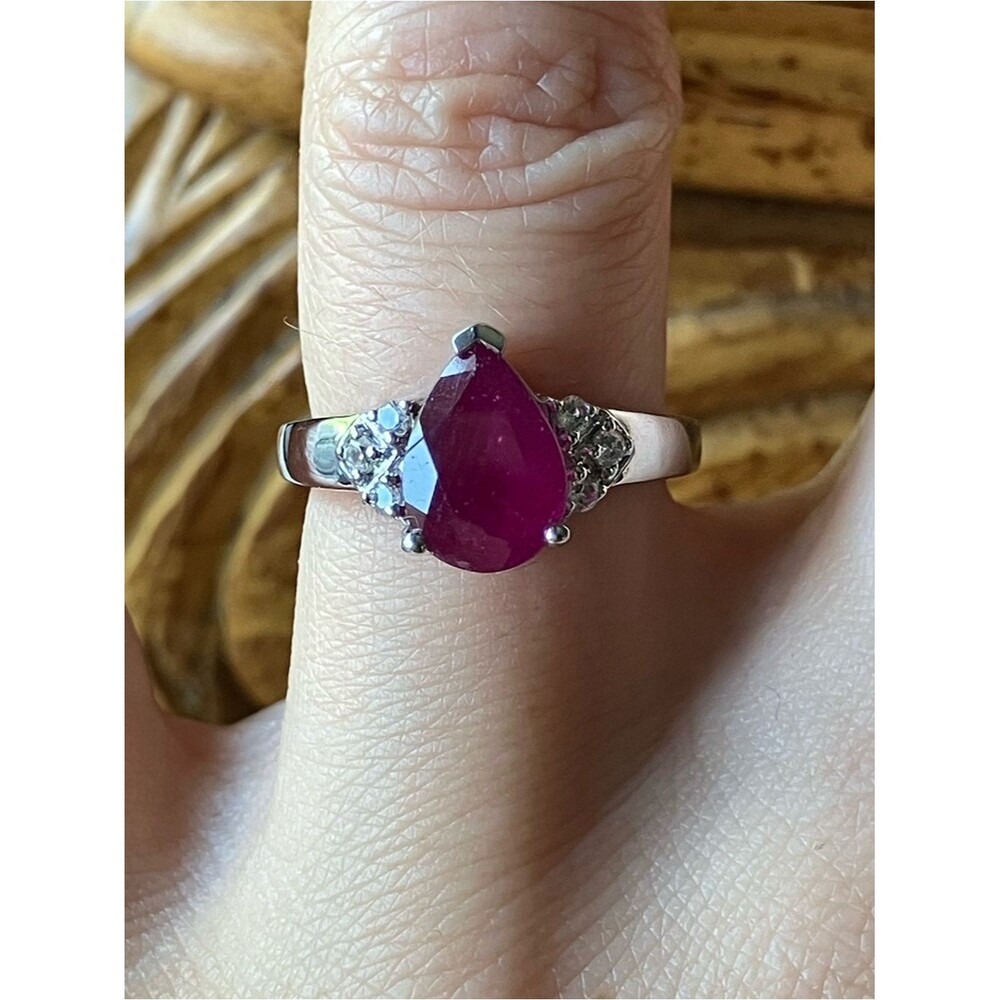 Mahaleo Ruby Sterling Silver Ring Size 5.75